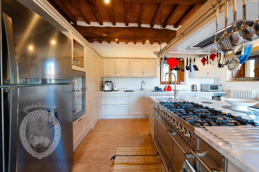 Villa with pool and garden