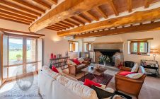 Villa with pool and garden