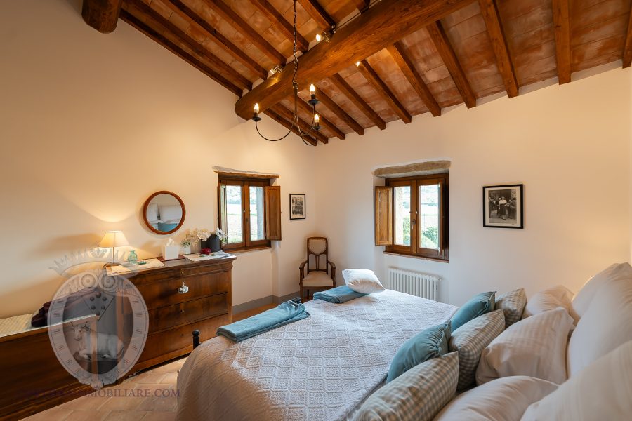 Villa with pool and garden