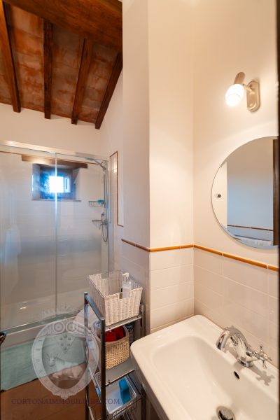 Villa con piscina e giardino