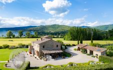 Villa with pool and garden