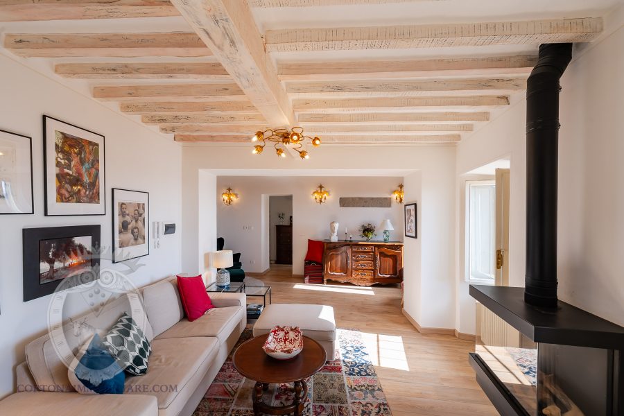 Apartment in the center with terrace