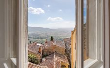 Apartment in the center with terrace