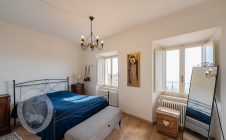 Apartment in the center with terrace