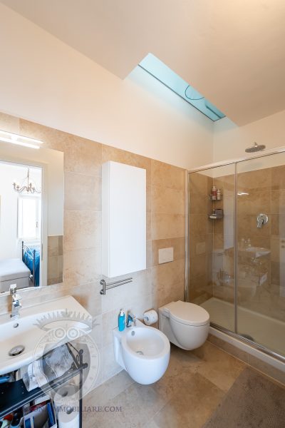 Apartment in the center with terrace