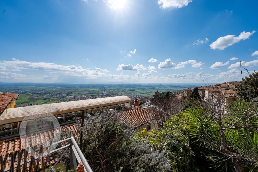 Townhouse in the center