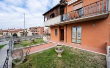 Appartamento con giardino