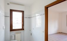 Apartment with garden