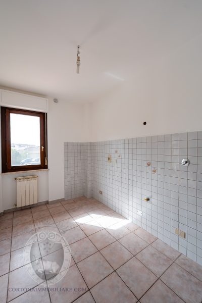 Apartment with garden