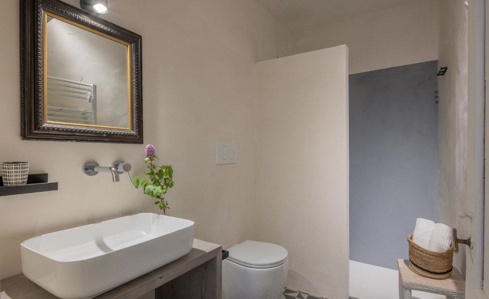 Apartment in the center with garden