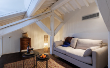 Apartment in the center with garden