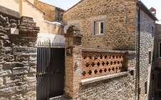 Apartment in the center with garden