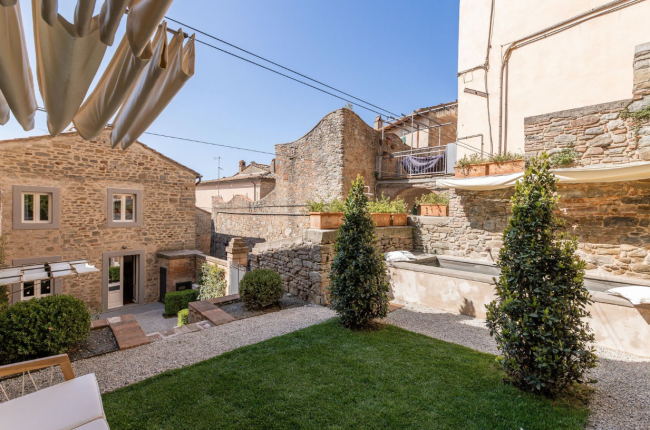 Appartamento in centro con giardino