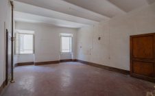 Townhouse in the center