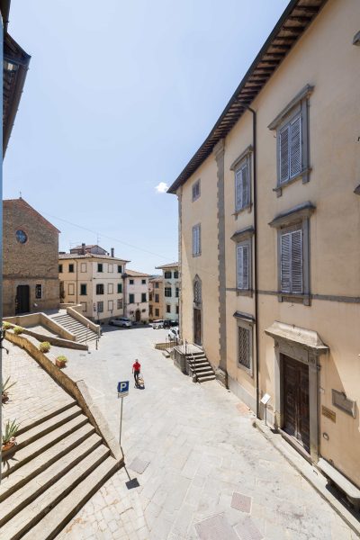 Townhouse in the center