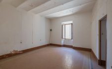 Townhouse in the center