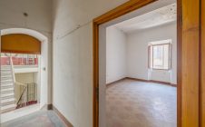 Townhouse in the center