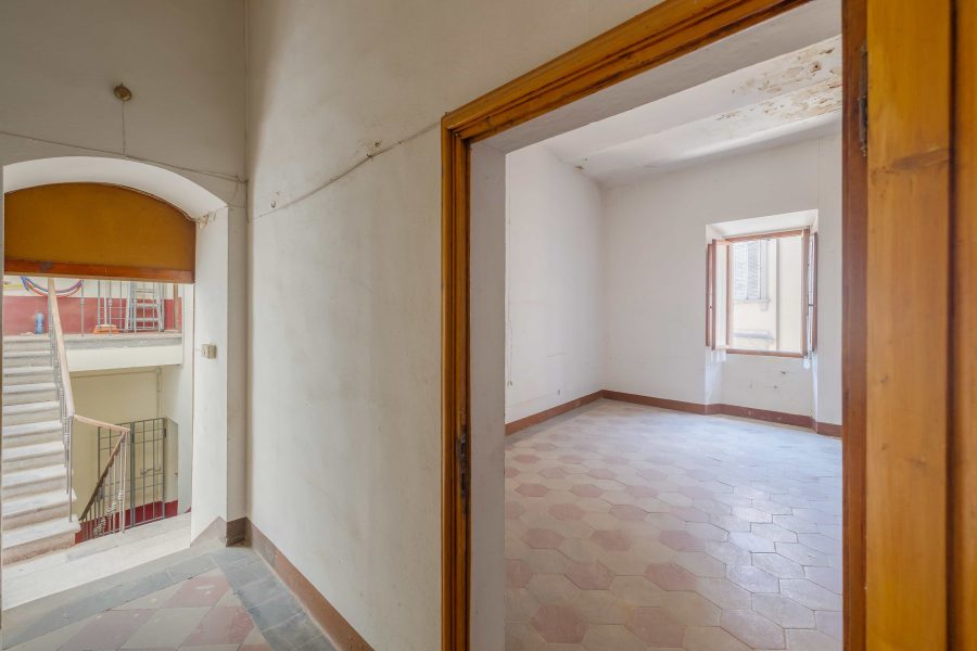 Townhouse in the center