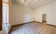 Townhouse in the center