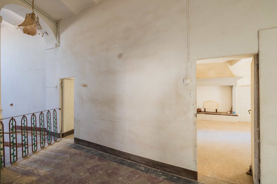 Townhouse in the center