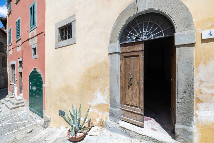 Townhouse in the center