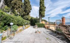 Villa in centro con giardino