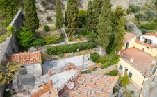 Villa in centro con giardino