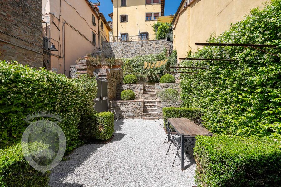Appartamento in centro con giardino