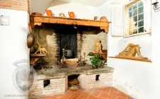 Farmhouse with annexes