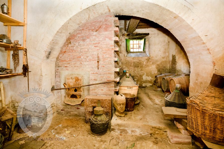 Casale con annessi