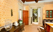 Casale con annessi