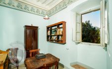 Farmhouse with annexes