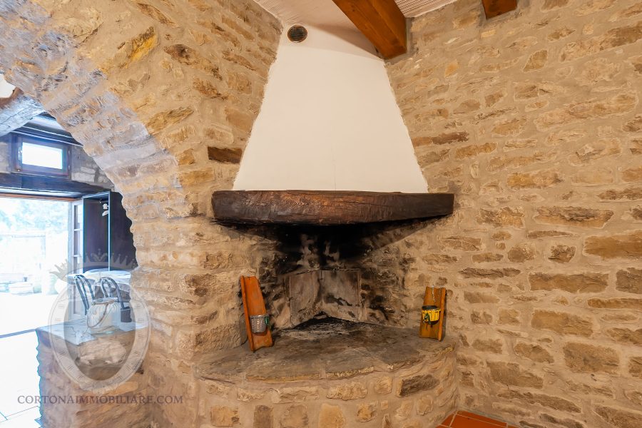 Stone farmhouse with annex and swimming pool