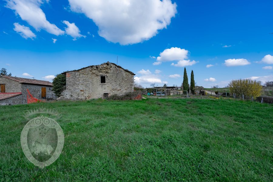 Colonica in pietra