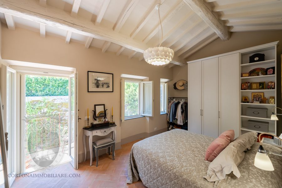 Villa in centro con giardino