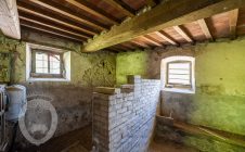 Casale con annesso