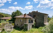 Casale con annesso