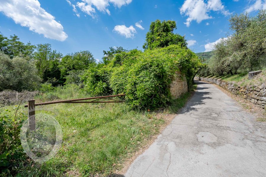 Casale con annesso