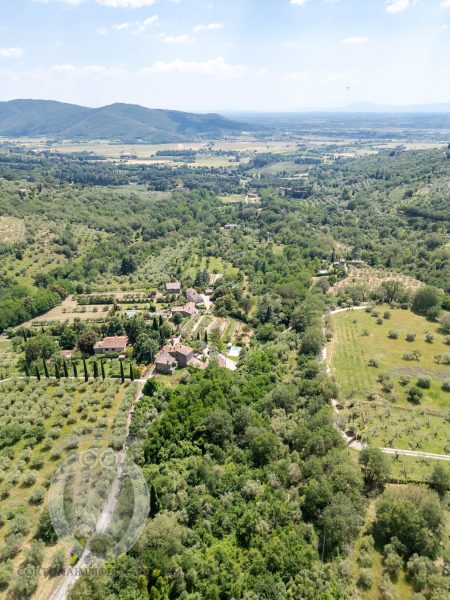 Casale con annesso
