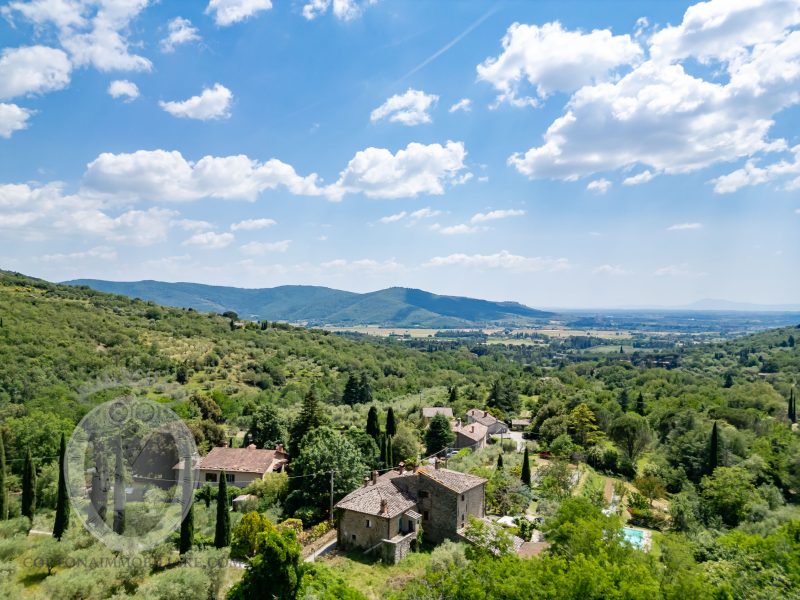 Casale con annesso