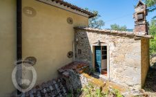 Villa with annex and land