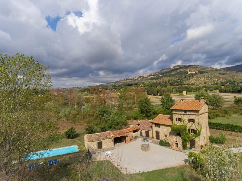 Villa stellata con piscina