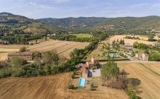 Villa stellata con piscina