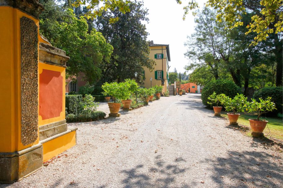 Villa Nobile con piscina e annessi