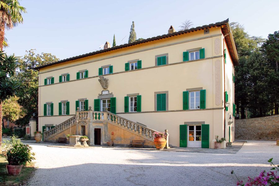 Villa Nobile con piscina e annessi