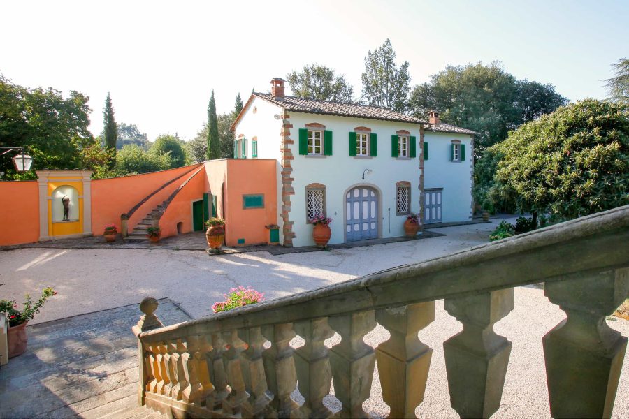 Villa Nobile con piscina e annessi