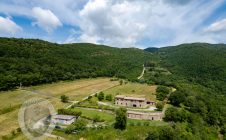 Casale con vista e annessi