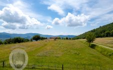 Casale con vista e annessi