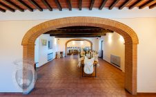Casale con vista e annessi