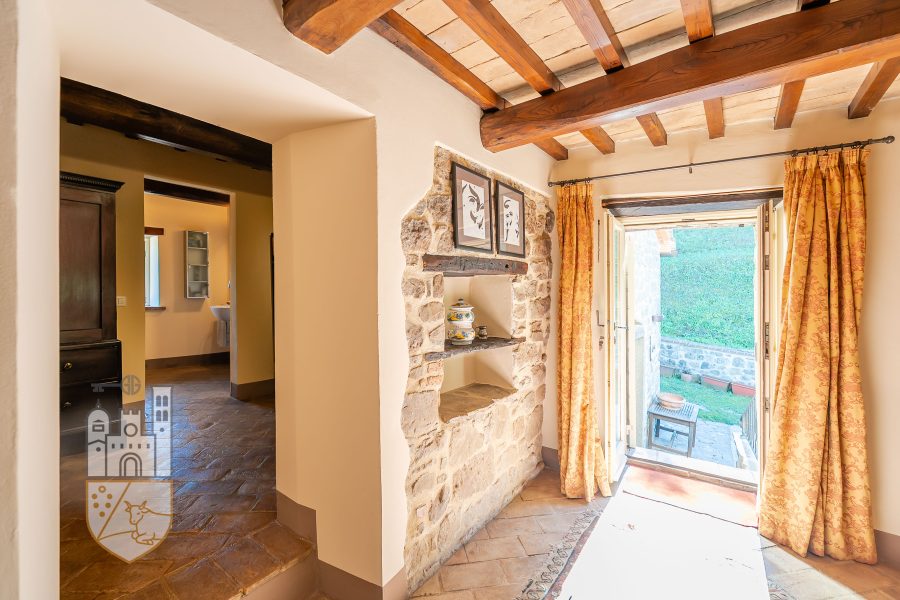 Farmhouse with annex and swimming pool